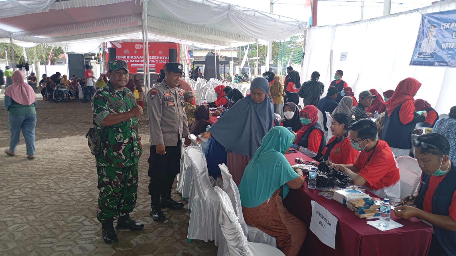 Ratusan Warga Karanglayung Ramai-ramai Periksa Kesehatan di Harjad Desa Karanglayung