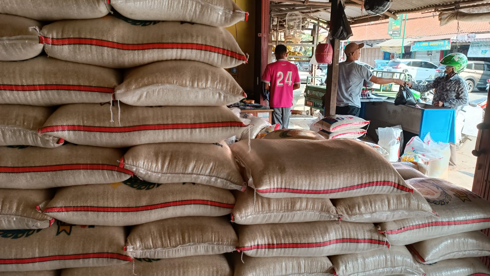 Harga Beras di Daerah Lumbung Pangan Ini Masih Tinggi