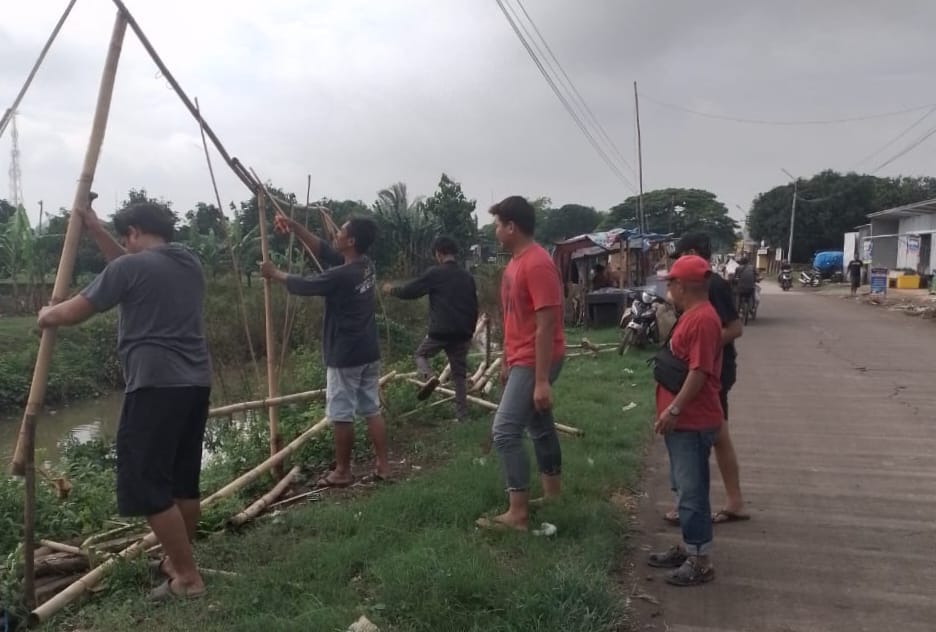 PKL di Sepanjang Saluran Sojar Tertibkan Lapak Tidak Terpakai