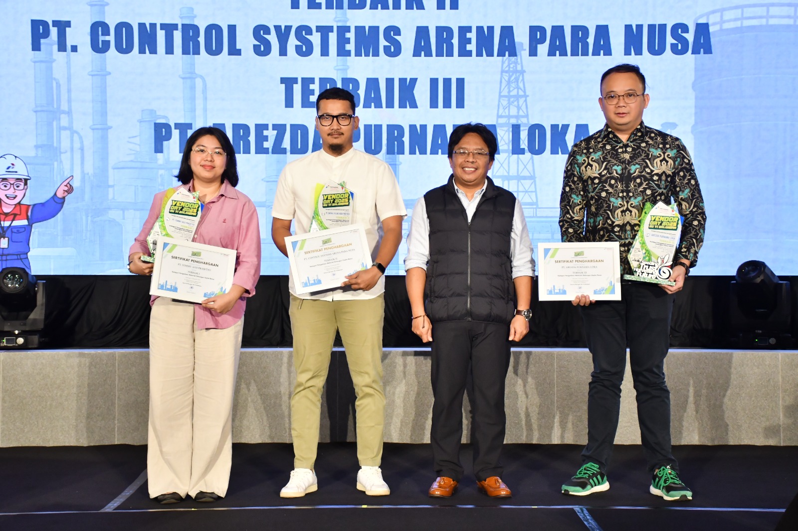 Dukung Sukseskan Kinerja Kilang, Puluhan Perusahaan Kontraktor Dianugerahi Penghargaan dari Kilang Balongan