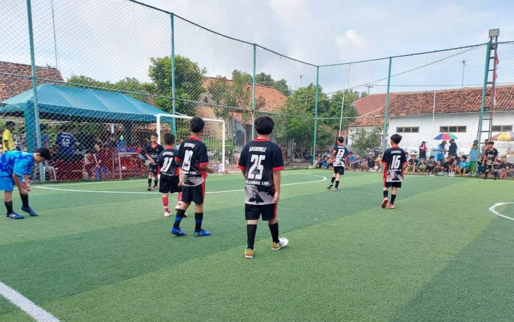 Berkat Lapangan Futsal dan Penggemukan Sapi, BUMDes Taman Trikolot Jadi yang Terbaik di 2023