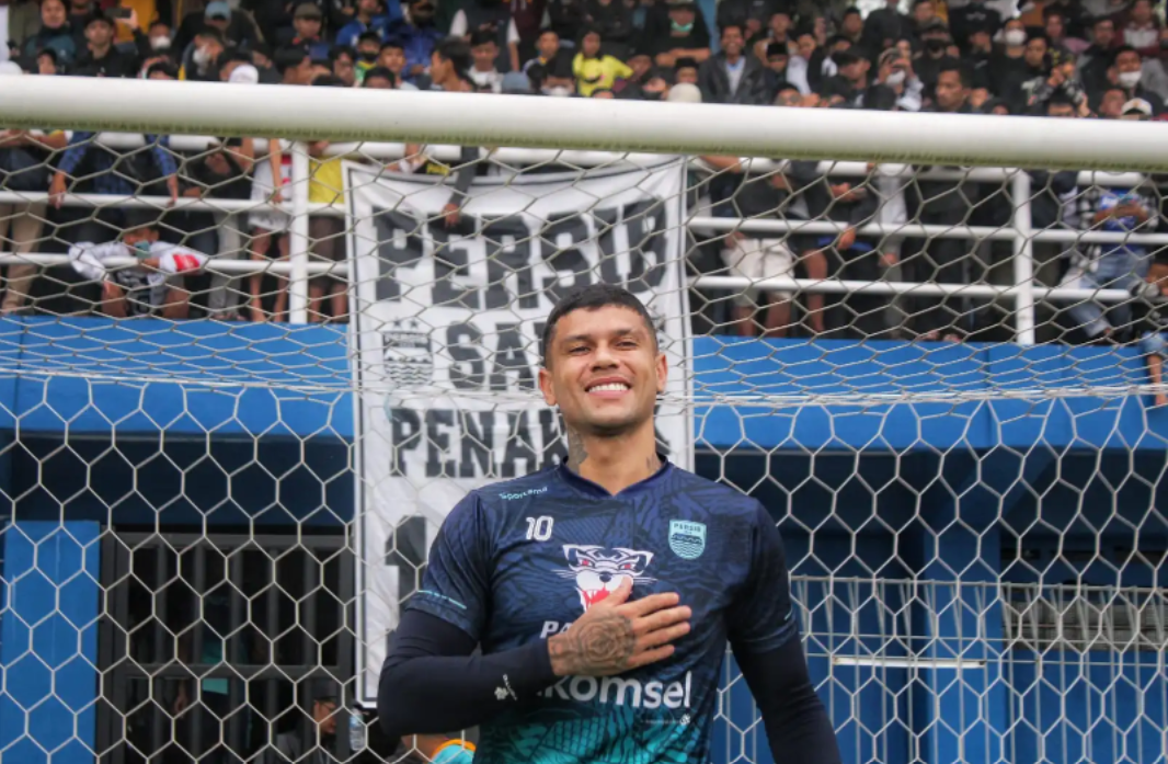 David Da Silva dan Ciro Alves Latihan Bersama dengan Persib di Stadion Sidolig