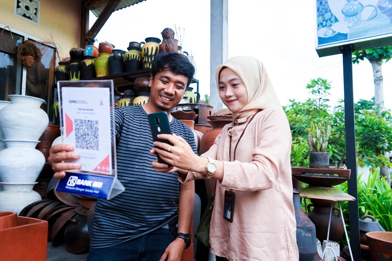 Lebaran Makin Praktis, Transaksi QRIS Lebih Nyaman Pakai Super Apps BRImo
