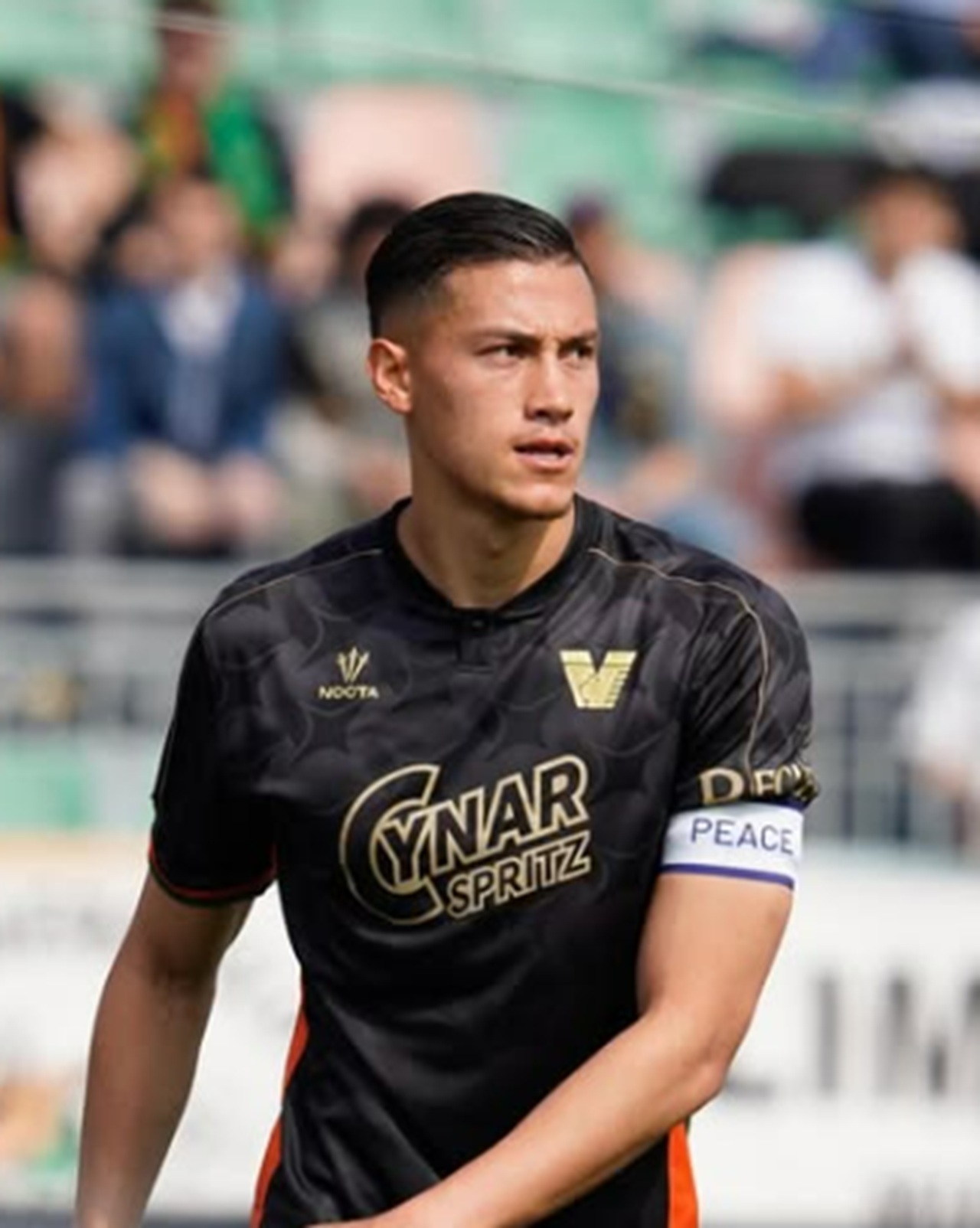 Venezia Akhirnya Keluar dari Zona Degradasi, Jay Idzes dkk Paksa Fiorentina Menyerah dengan Skor 2-1!