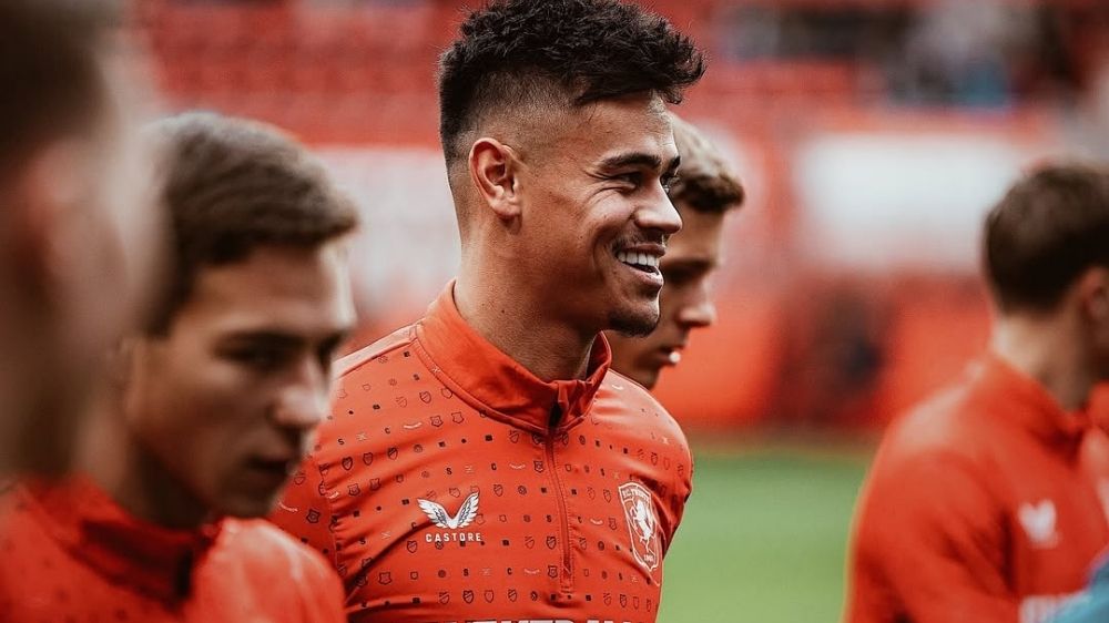 Mees Hilgers Sudah Fit, Pelatih FC Twente Beri Lampu Hijau! Laga Kontra Australia Jadi Momen Kembalinya?