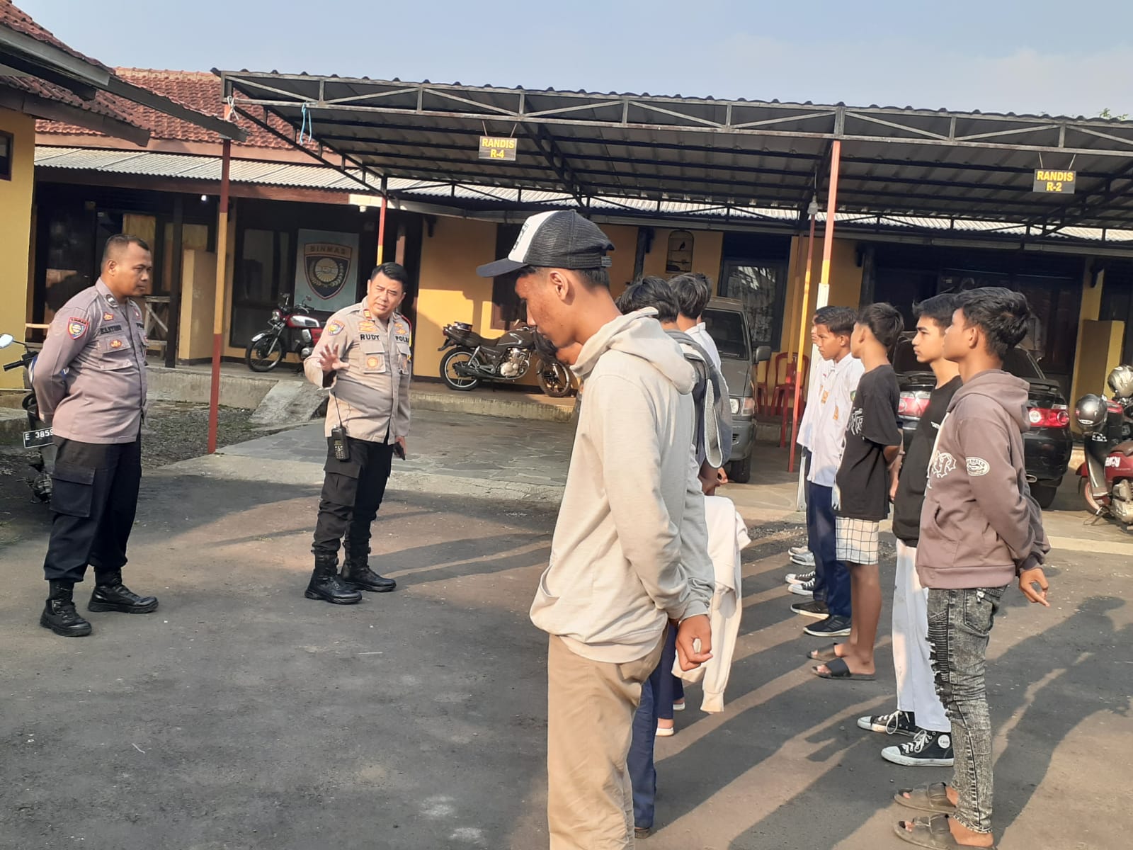 Bikin Resah Warga, Belasan Anak Sekolah SMP Diamankan Polsek Sukahaji