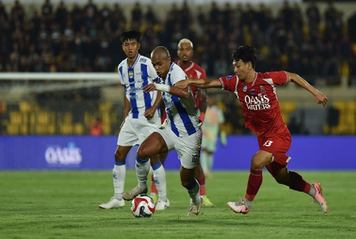 Bojan Hodak Kecewa Usai Persib Bandung Tersungkur di Kandang Persijap Jepara pada Pekan Kedua Super League