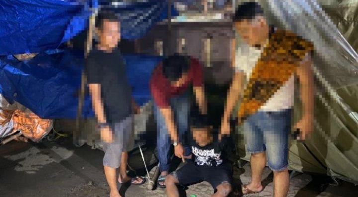 Pria Pembawa Sabu-sabu Ditangkap Polisi di Pinggir Jalan