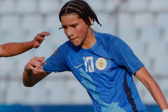 Rela Tinggalkan Belanda dan Curacao, Bintang Muda Derby County Ini Siap Bela Timnas Demi  Neneknya!