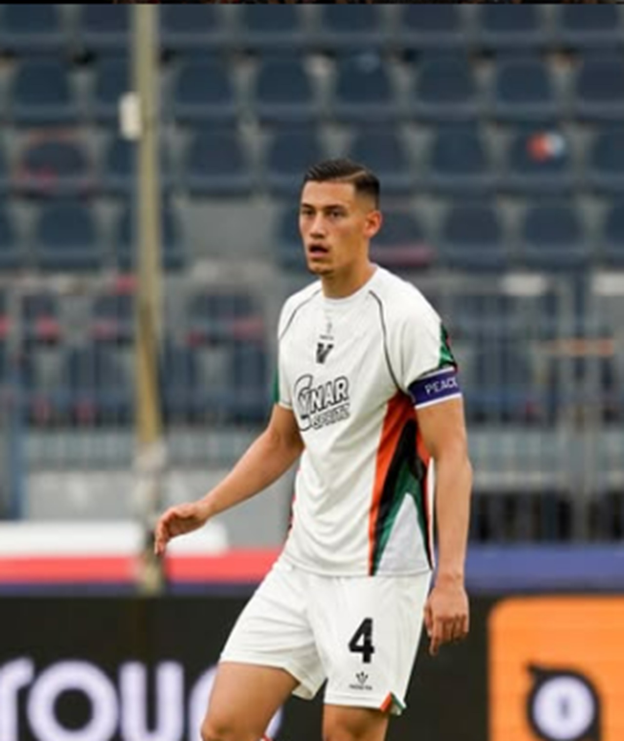 Pindah Ke Klub Lebih Besar Bukan Prioritas! Jay Idzes Pilih Fokus Selamatkan Venezia dari Degradasi!
