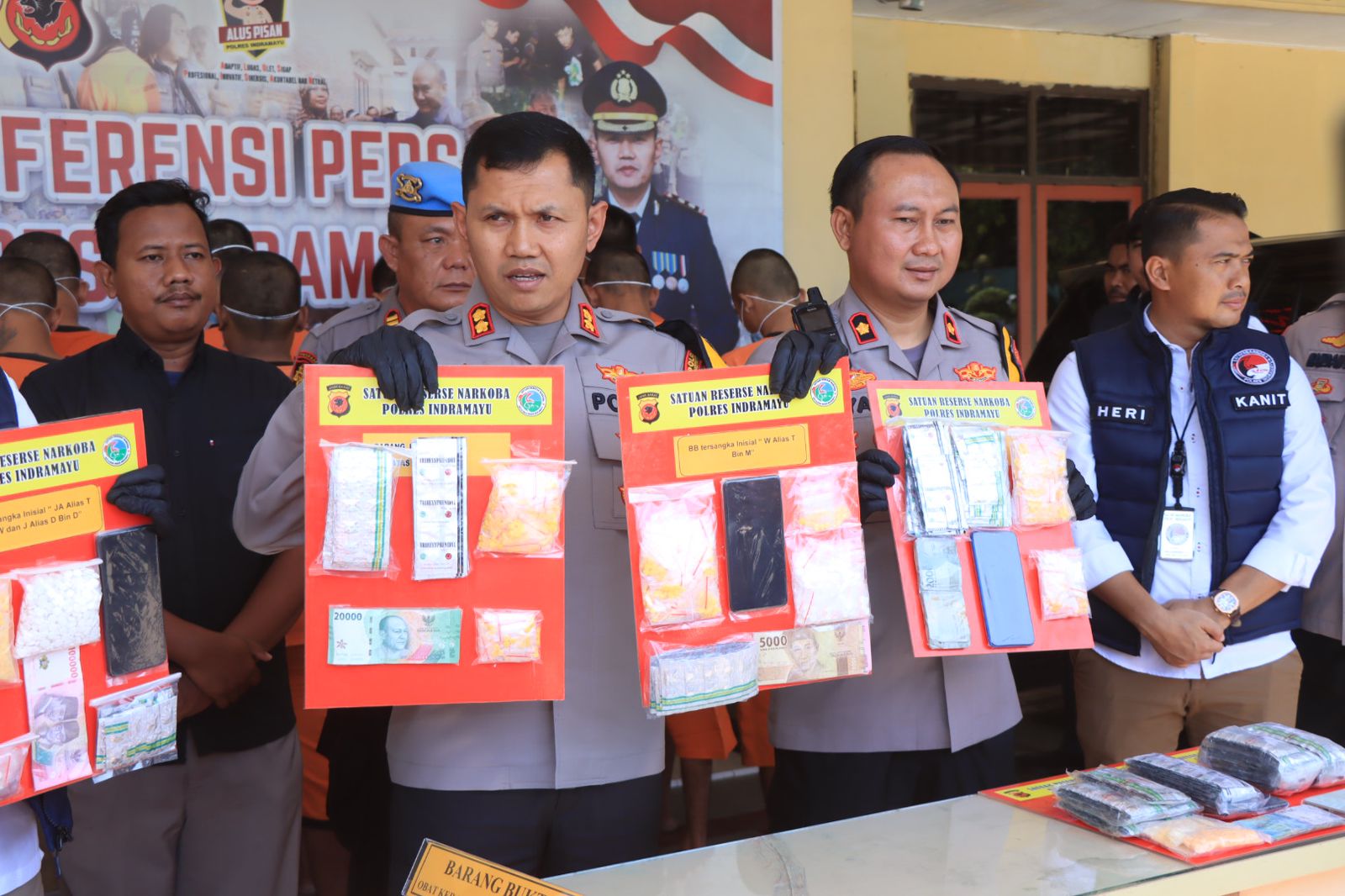 Polisi Bekuk Belasan Pengedar OKT, Sita Puluhan Ribu Obat tanpa Izin