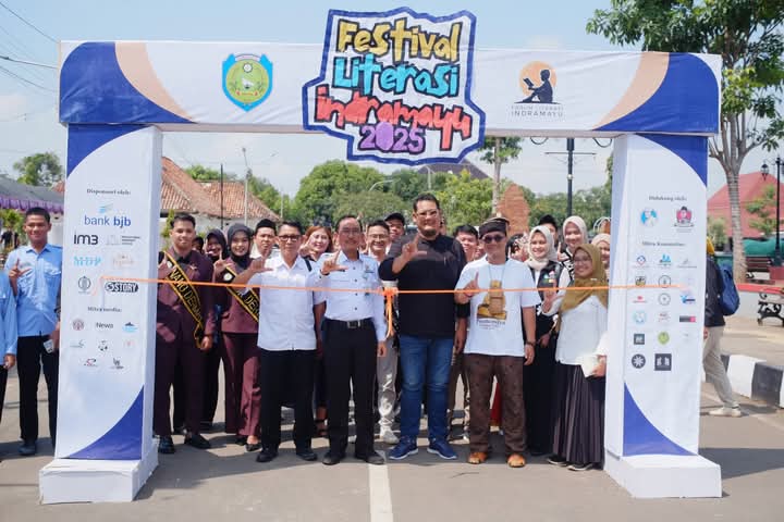 Festival Literasi Indramayu 2025: Momentum Kolektif Menyemai Kesadaran Membaca, Bukan Sekadar Perayaan!