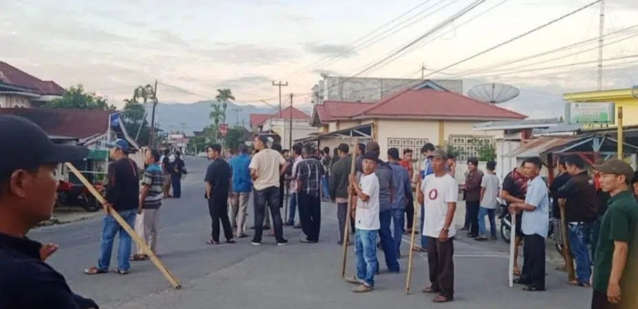 Bentrok Antar Desa di Kerinci, Sempat Terlibat Saling Serang, Dipicu Warga Kesurupan