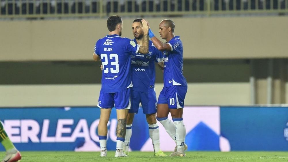 Persib Bandung Menang Telak Atas PSBS Biak, Gol Luciano Jadi Penutup Indah Kemenangan 3-0