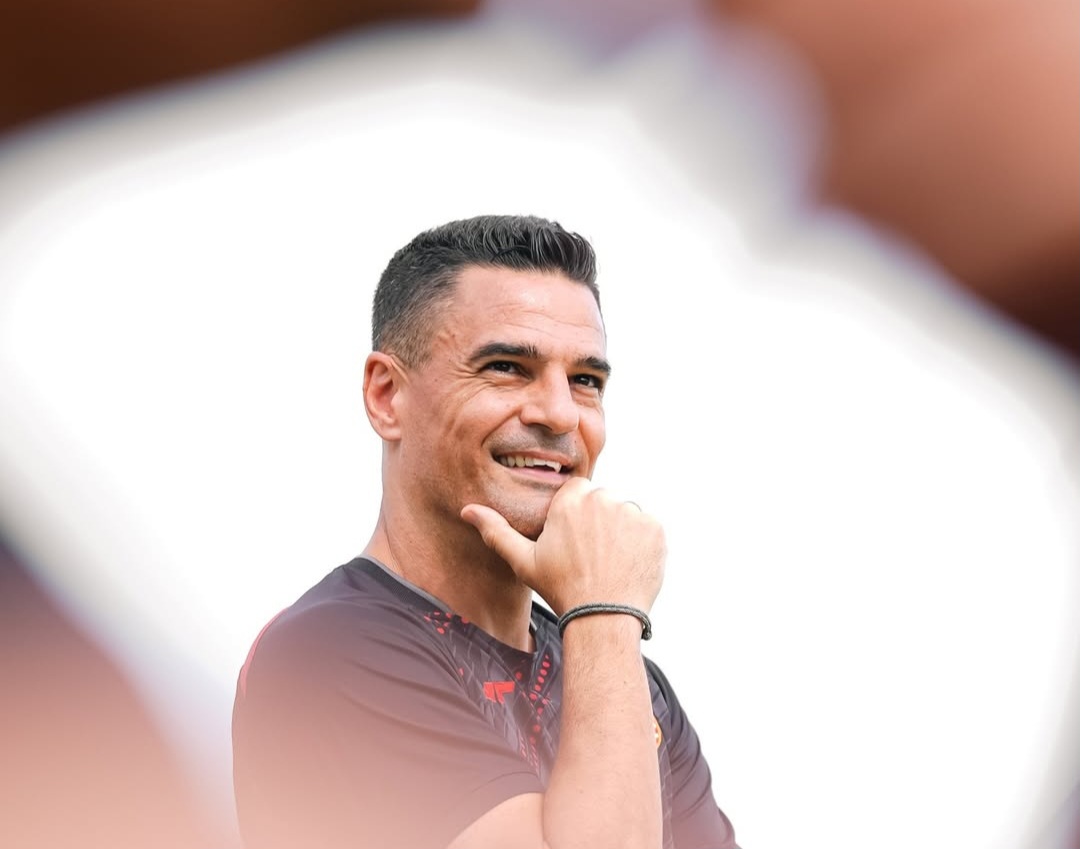 Tertinggal Jauh dari Persib Bandung, Pelatih Persija Pilih Tutup Mata Soal Persaingan Puncak Klasemen