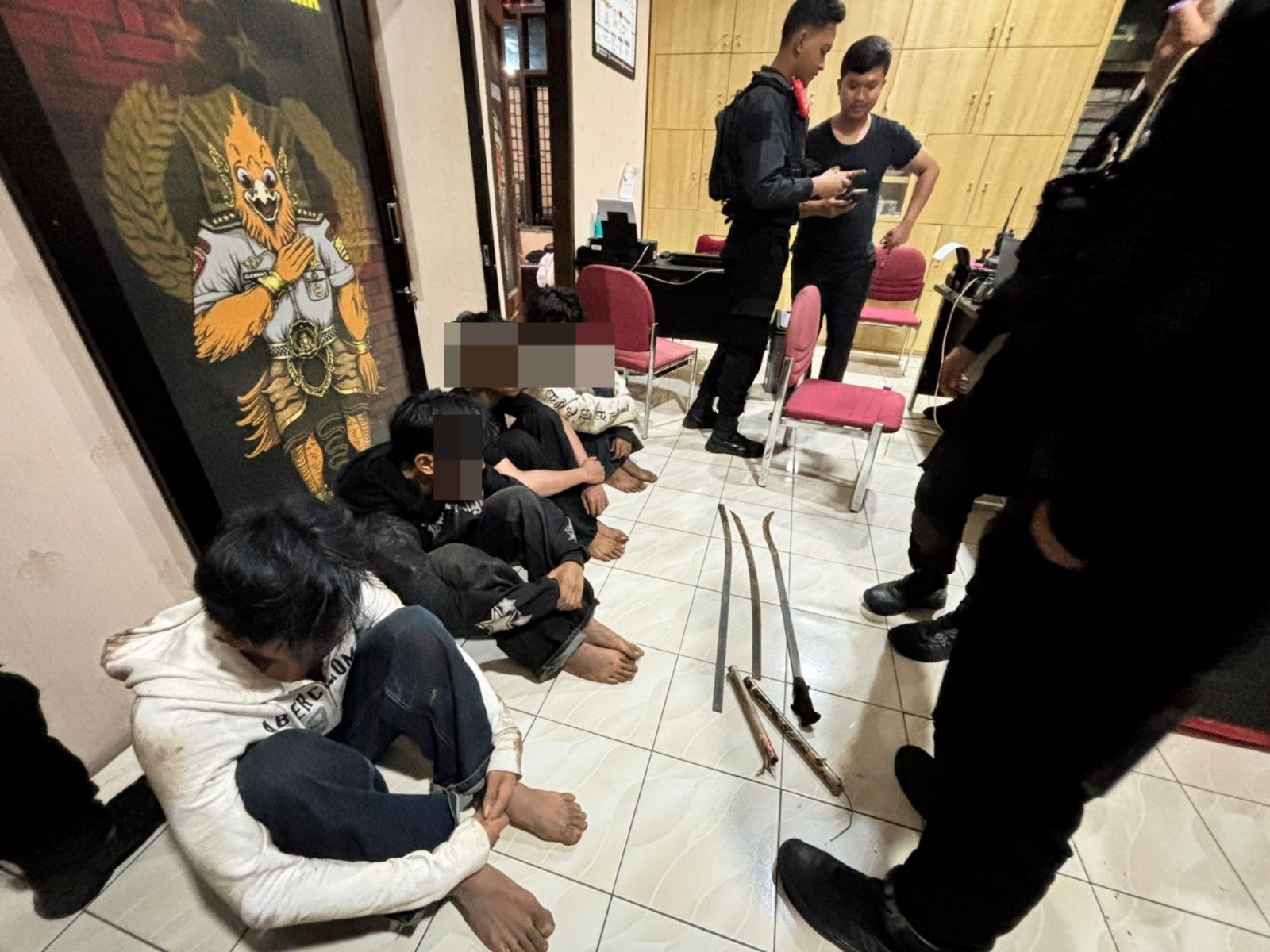 Kedapatan Bawa Sajam 4 Remaja Diamankan TRC Sat Samapta Polres Indramayu