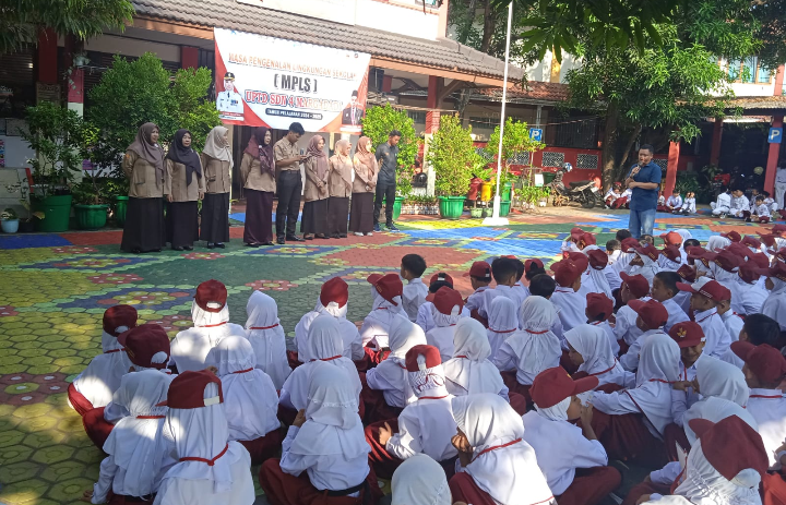 Masa Pengenalan Lingkungan Sekolah (MPLS) di UPTD SDN 4 Margadadi