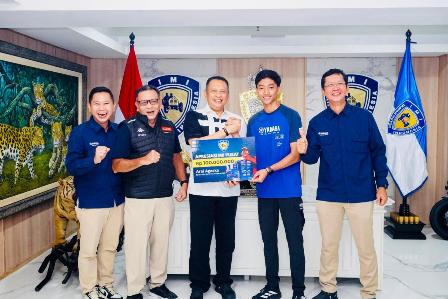 Juara Race R3 BLU CRU World Cup, Arai Agaska Dapat Apresiasi dari Ketua Umum IMI Bambang Soesatyo