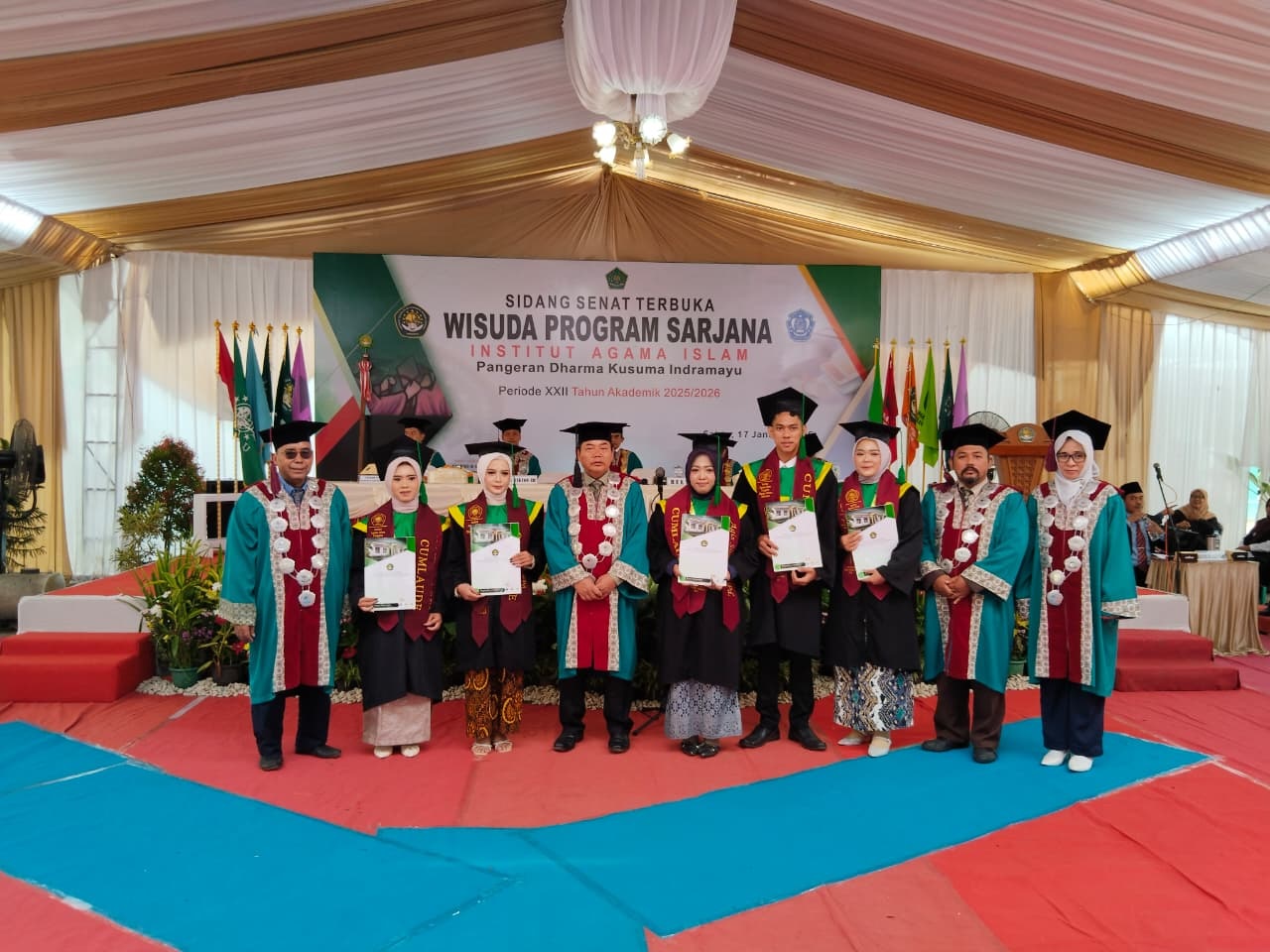 IAI Padhaku Wisuda Ratusan Lulusan