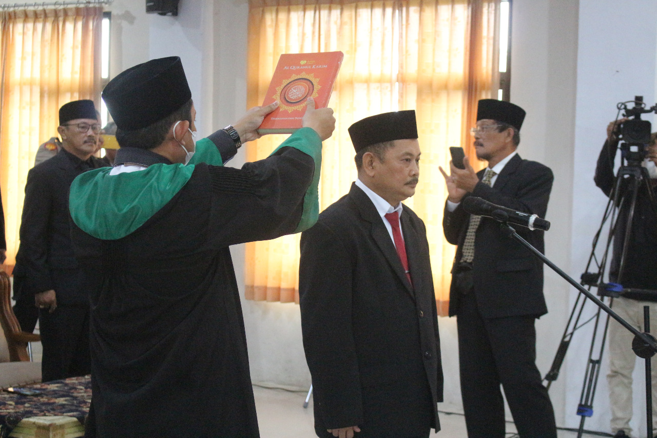 Terus Tingkatkan SDM Dosen, Bangun Sarana dan Prasarana