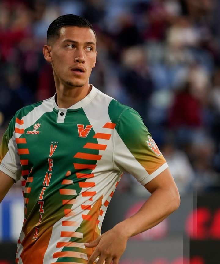 Bikin Bangga! Jay Idzes Masuk Daftar 100 Pemain Terbaik Serie A, Meski Venezia Degradasi!