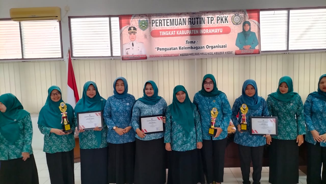 Raih Juara 1 Lomba Vlog, TP PKK Desa Haurgeulis Maju Tingkat Provinsi Jawa Barat