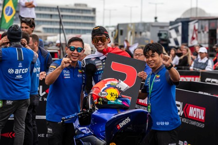 Tampil Kompetitif dan Berstrategi, Arai Agaska Sabet Juara Race di Hungaria