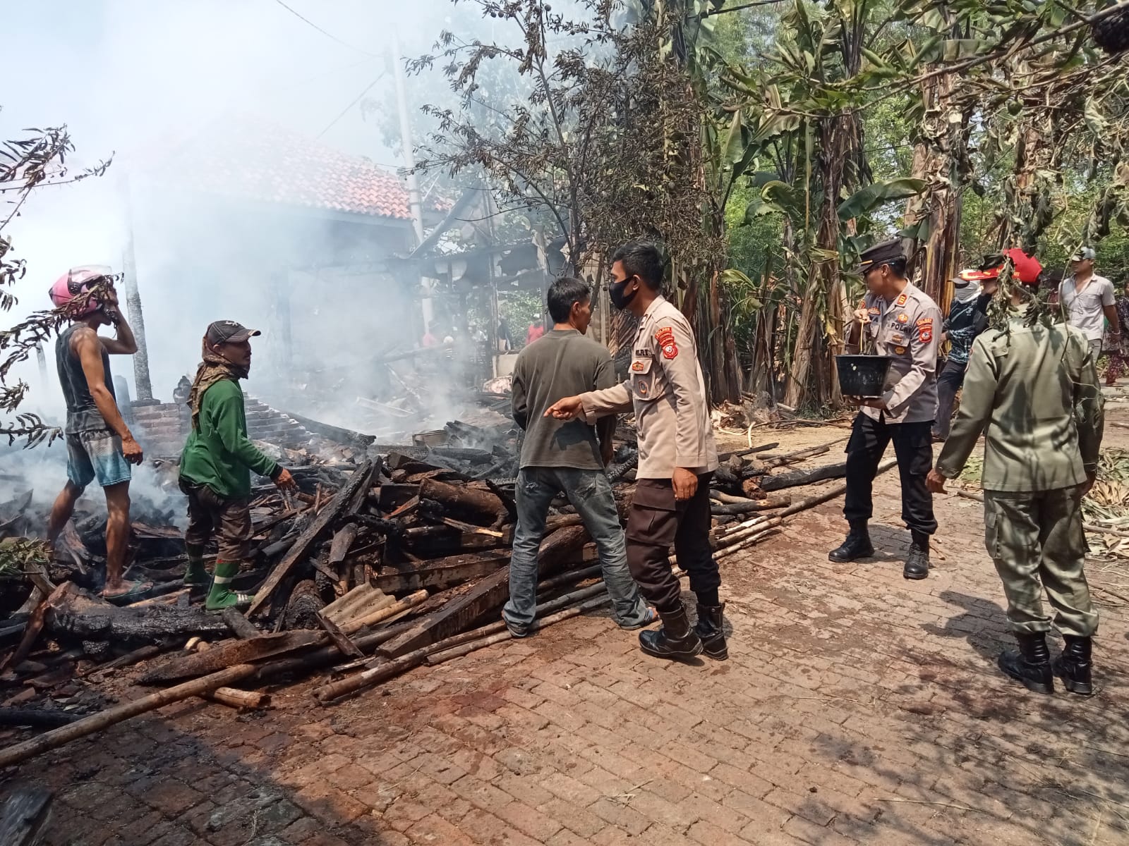 Rumah Warga Desa Karangkerta Ludes Terbakar