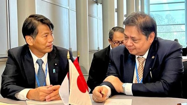 Bertemu Menteri Jepang, Airlangga Bahas Ekspor Pisang Dan Nanas