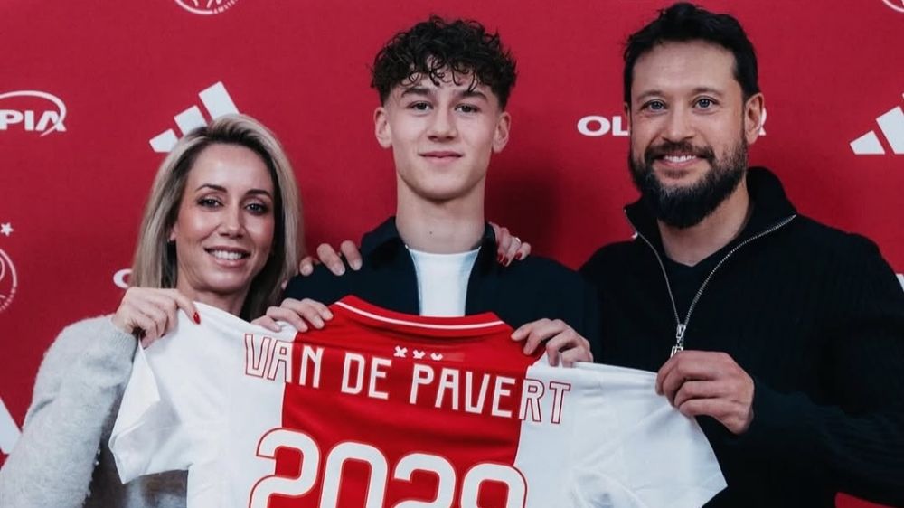 Berdarah Indonesia, Ryan van de Pavert Dikontrak Ajax Amsterdam Hingga 2029! Akankah Dilirik Patrick Kluivert?