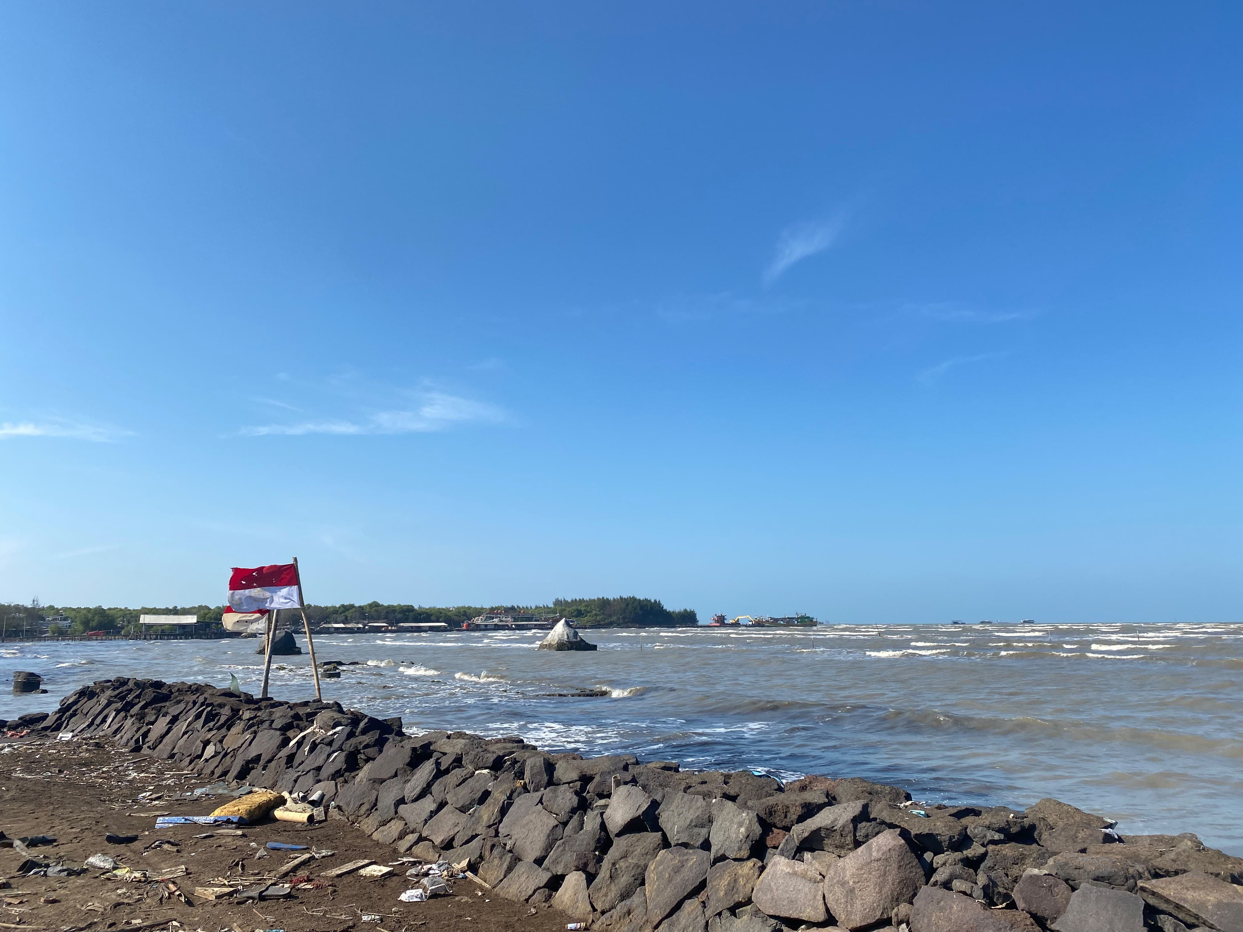 Dulu Dikenal Pantai Karangsong, Kini Jadi Pantai Kasih