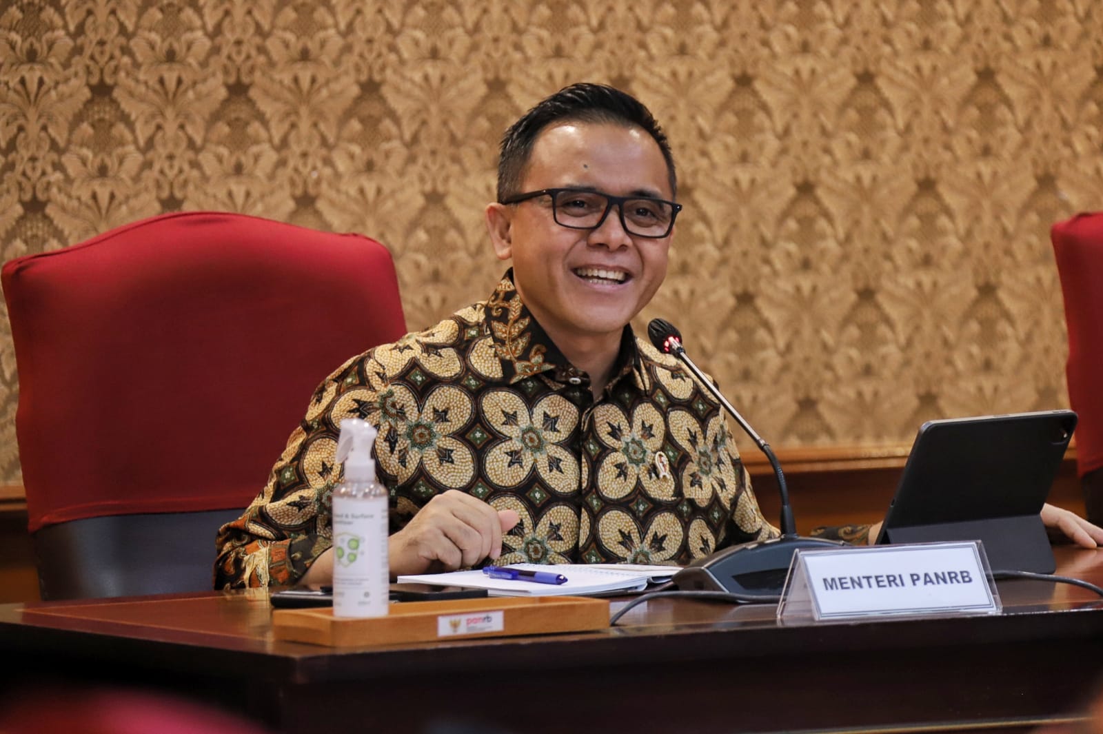 Menteri PANRB Diminta Jangan Ada Lagi Rekrutmen Honorer