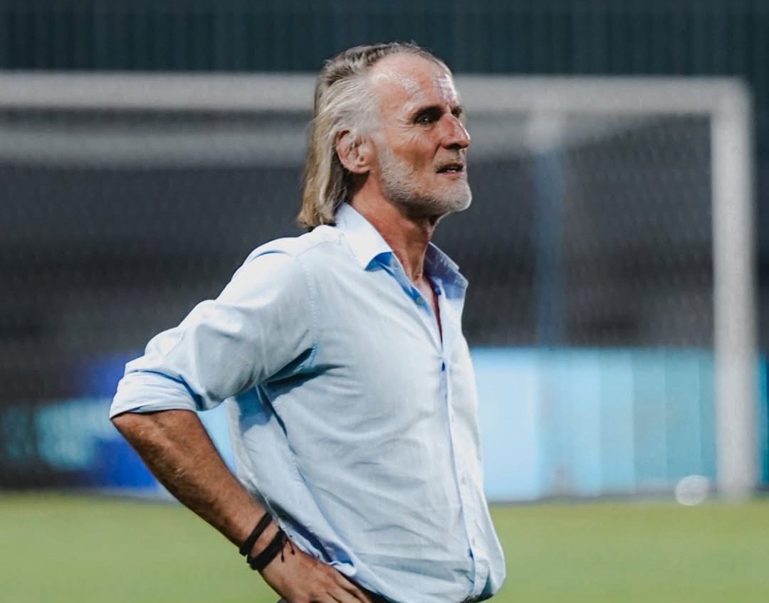 Jan Olde Riekerink Pelatih Dewa United Beri Dukungan dan Doa untuk Timnas Indonesia Lolos ke Piala Dunia 2026!