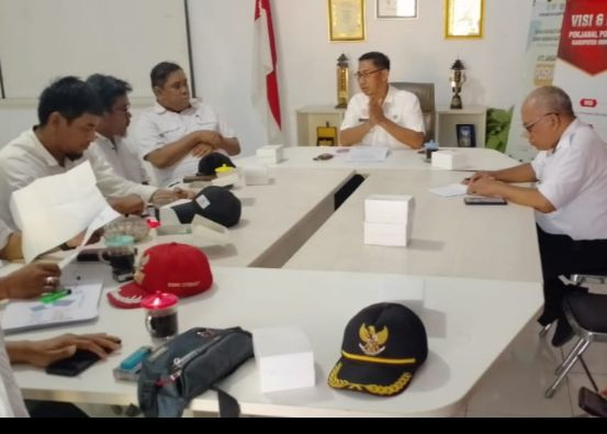 DPMD Sosialisasikan Desa Anti Korupsi Kepada Pemerintah Desa dari 3 desa  di Kabupaten Indramayu