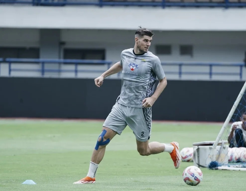 Persib Senang, Nick Kuipers dan Gustavo Franca Siap Cuci Piring Kotor! Bomber Persebaya Awas Ciut