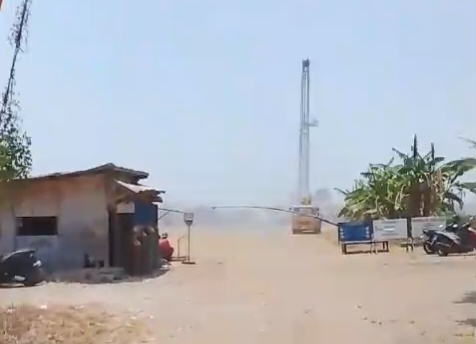 Semburan Gas Sumur Pertamina di Indramayu, 706 Warga dari Tiga RT Dievakuasi  Tag