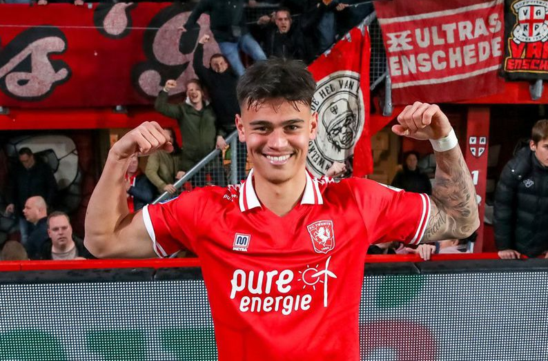FC Twente Krisis Bek! Mees Hilgers Dikabarkan Tak Akan Perpanjang Kontrak!