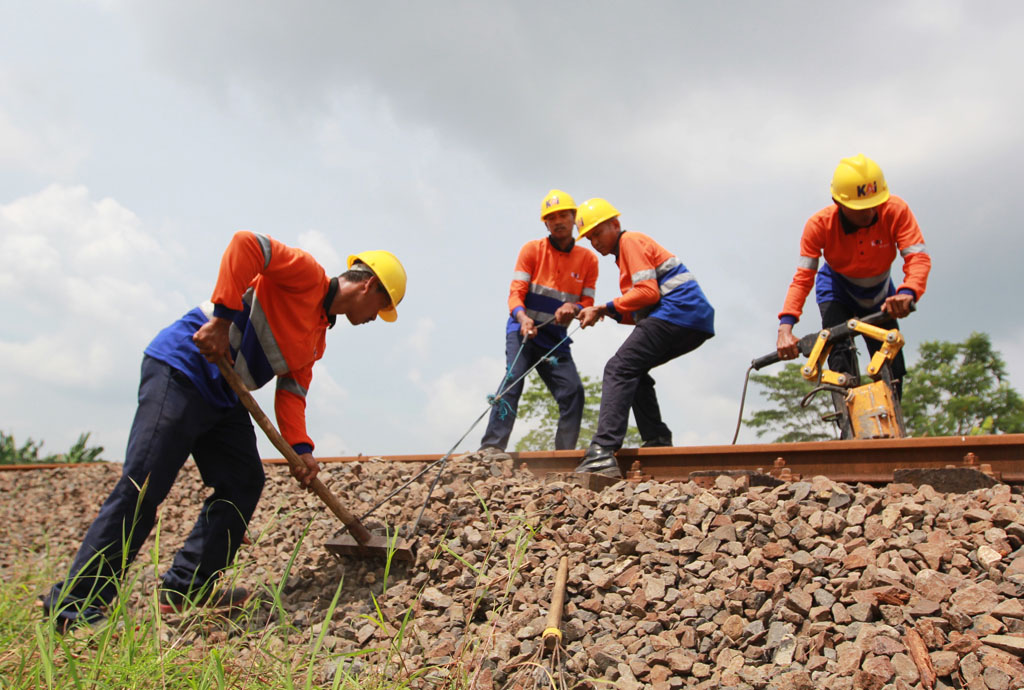 Jalur Kereta Api Wilayah PT KAI Daop 3 Cirebon Siap Dilalui Pemudik  