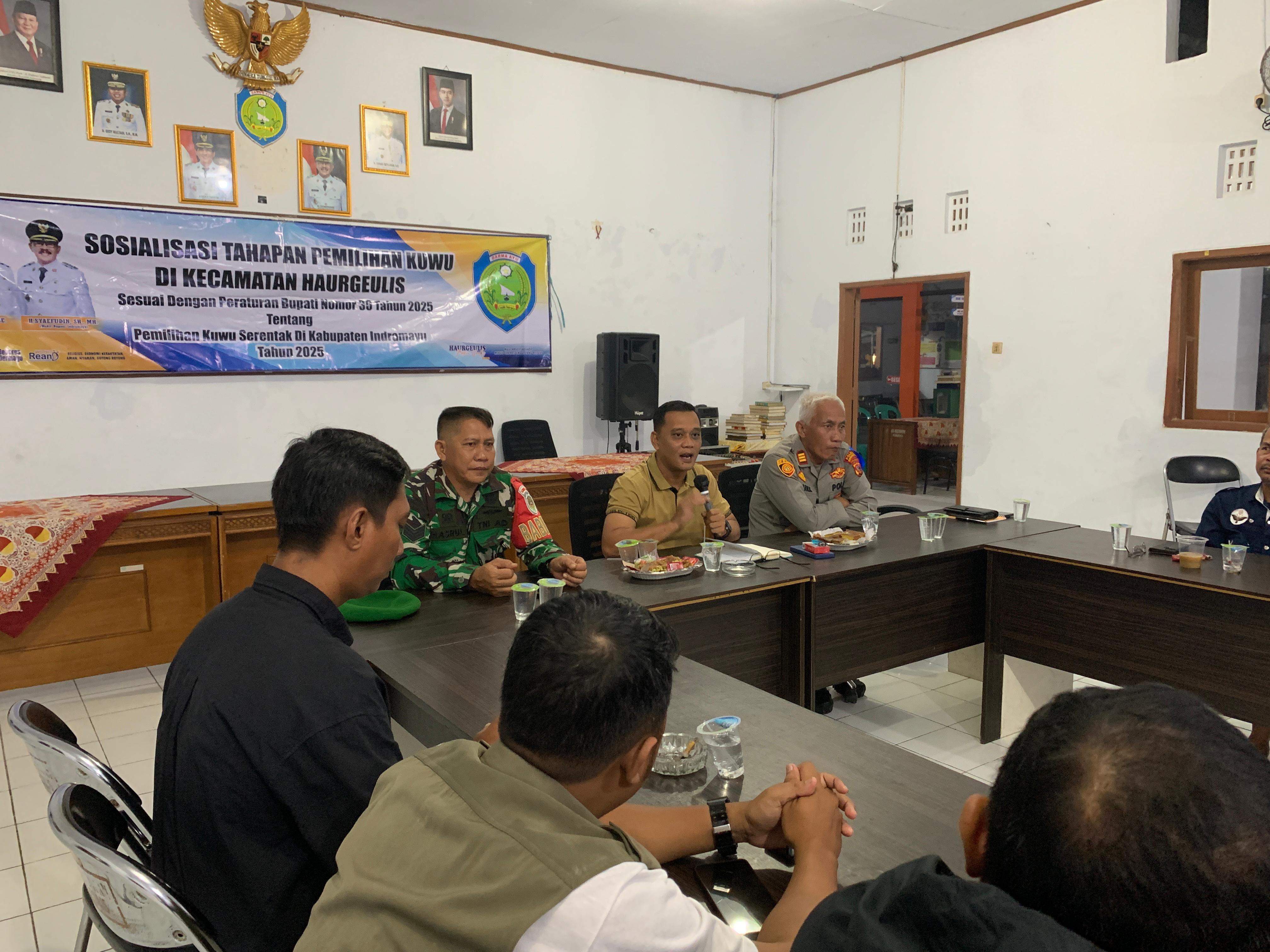 Camat Rory Ajak Masyarakat Haurgeulis Jaga Kondusifitas Wilayah