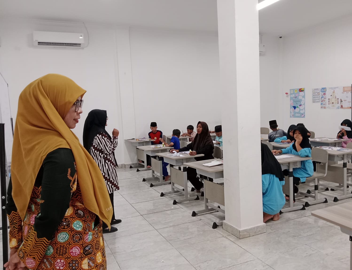 Menilik Kegiatan Belajar Mengajar di SRT 40 Indramayu