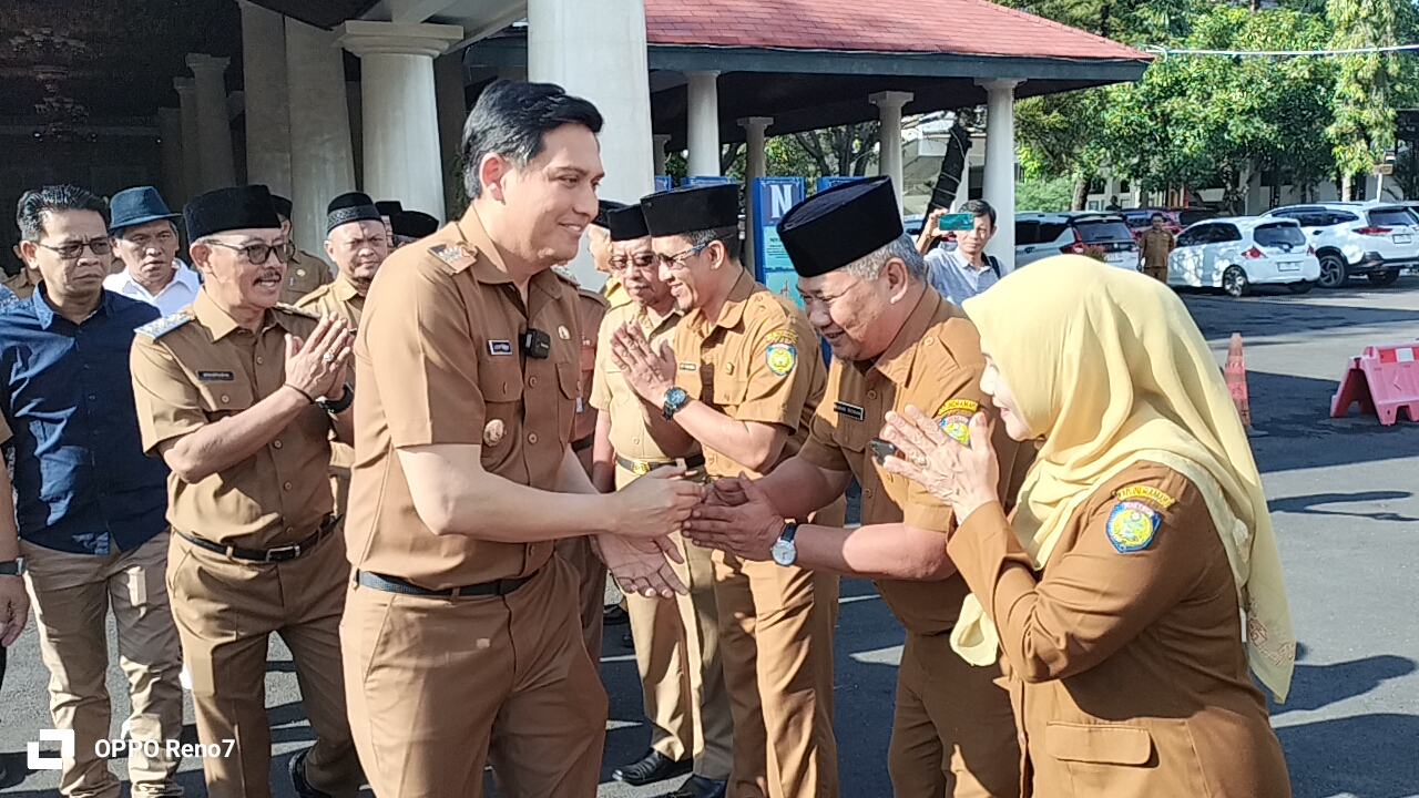Asda I Indramayu Akui Dapat Perintah Buat Surat Izin Lucky Hakim, Tapi Tertolak oleh Sistem Kemendagri