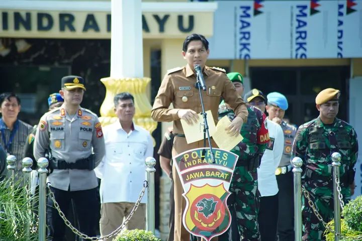 Apel Gabungan di Mapolres Indramayu, Bupati Lucky Hakim Imbau Warga Tetap Tenang 