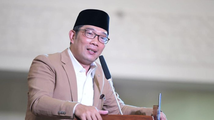 Ini Pesan Ridwan Kamil kepada Bey Triadi Machmudin: Titip Pertahankan Prestasi Jawa Barat