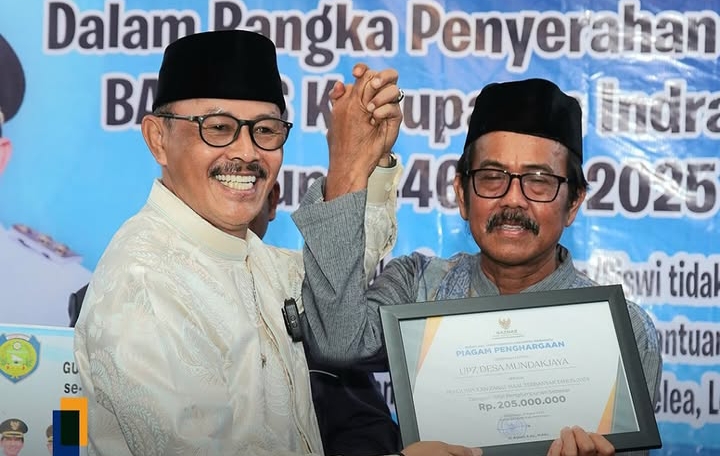 Wabup Syaefudin Beri Penghargaan kepada Dua Desa Pengumpul Zakat Maal Terbanyak 