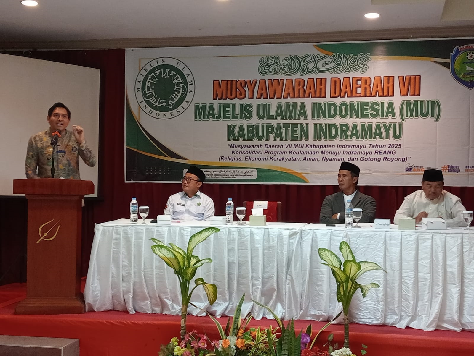 Bupati Lucky Hakim Komitmen dan Bersinergi dengan MUI