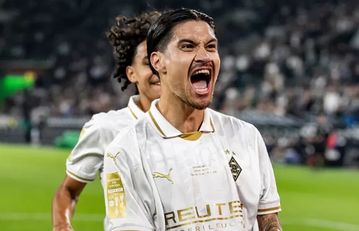 Jersey Spesial, Gol Spesial! Kevin Diks Cetak Gol Perdananya Bersama Borussia Mönchengladbach