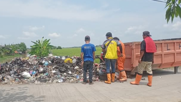 Indramayu Hadapi Krisis Pengelolaan Sampah Desa: 70,5 Persen Belum Tertangani!