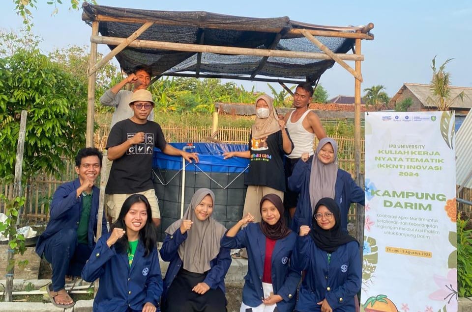 Mahasiswa KKN IPB dan Forrimber Adakan Kolaborasi Budidaya Ikan Bioflok di Kampung Darim