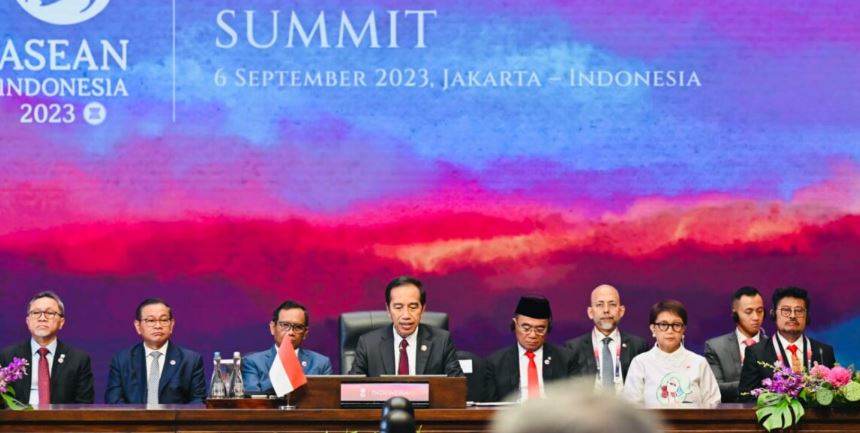 KTT Ke-43 ASEAN, Presiden Jokowi Pimpin Pertemuan ASEAN dengan Mitra
