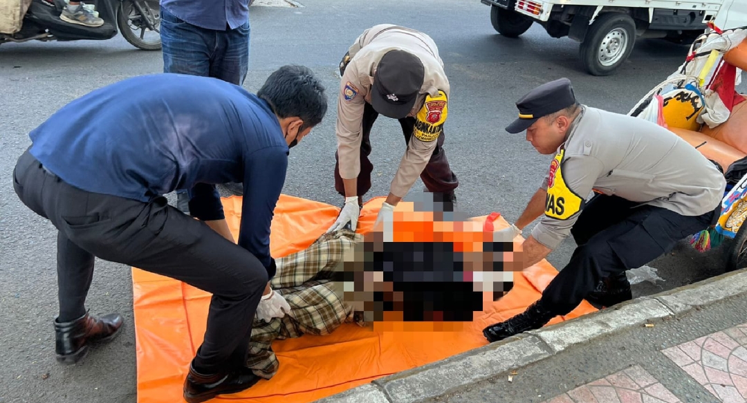 Warga Dibuat Geger, Gara-gara Tukang Becak Ditemukan Meninggal di Jalan Kalibaru Cirebon